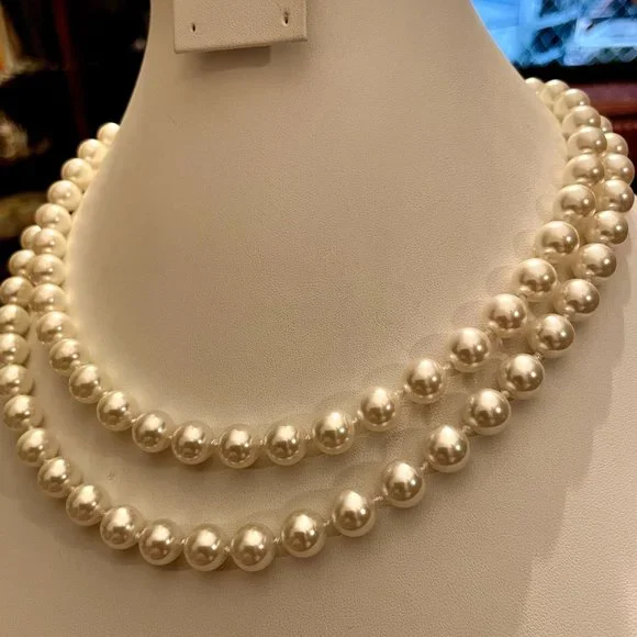 Vintage RMN Faux Pearl Necklace - Picture 1 of 7